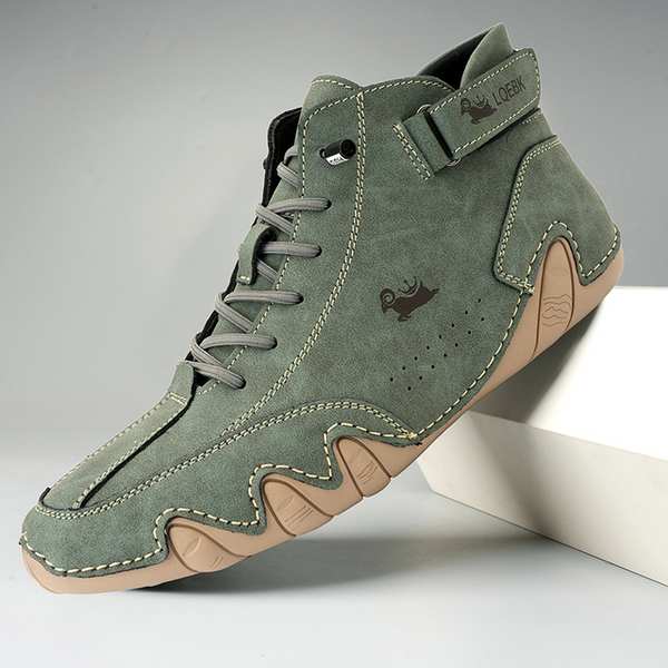 Versatile Sneakers with Exceptional Comfort and Grip