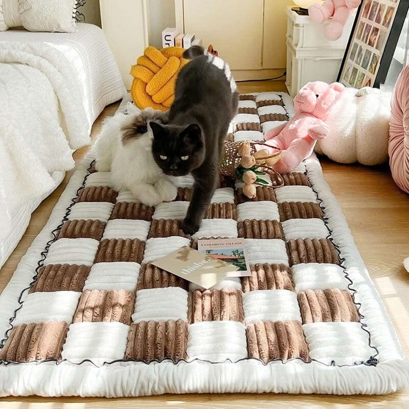 PawSafe Comfort Blanket for Pets with Non-Slip Design