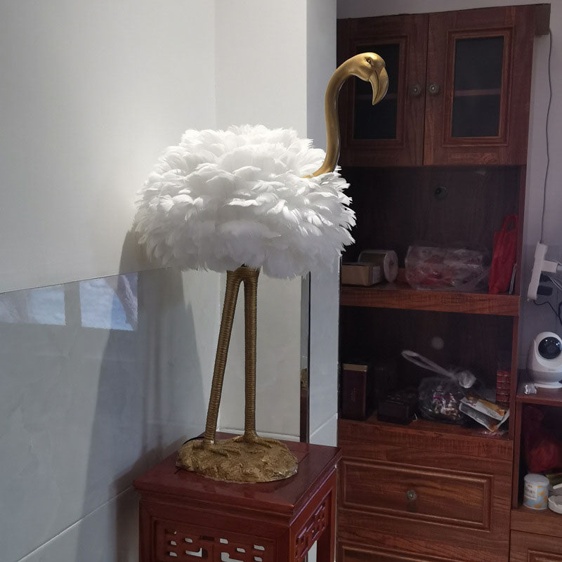Contemporary Nordic Taavita Feather Metal Flamingo 1-Light Table Lamp for Nightstand