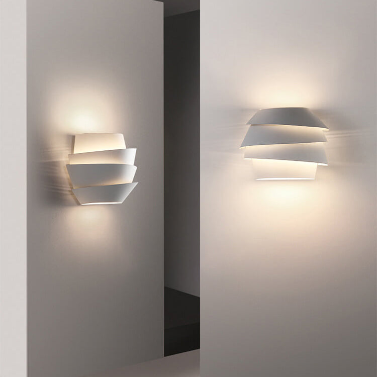 Taavita | Scandinavian Wall Lamp with Double Iron Light Points - Elegance and Functionality for Your Home