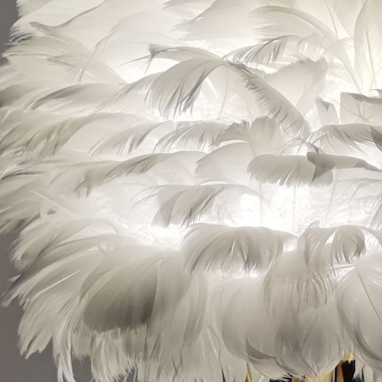 Contemporary Nordic Taavita Feather Metal Flamingo 1-Light Table Lamp for Nightstand