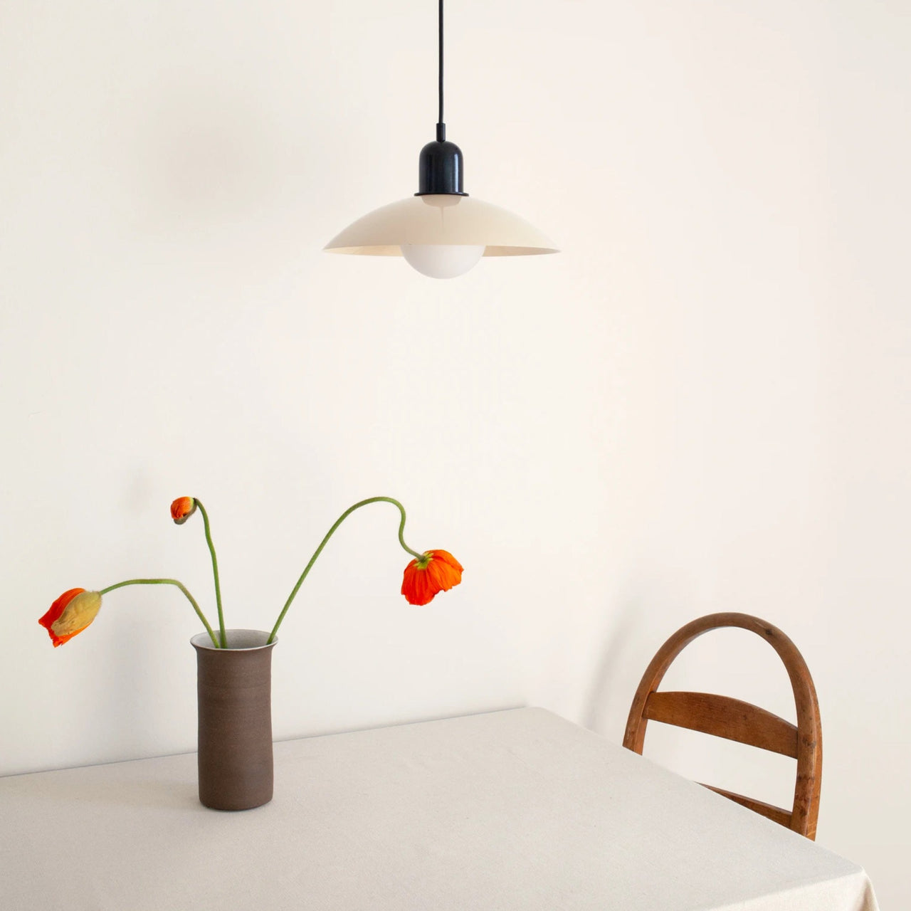 ChromaSphere Pendant Light with Modern Elegance