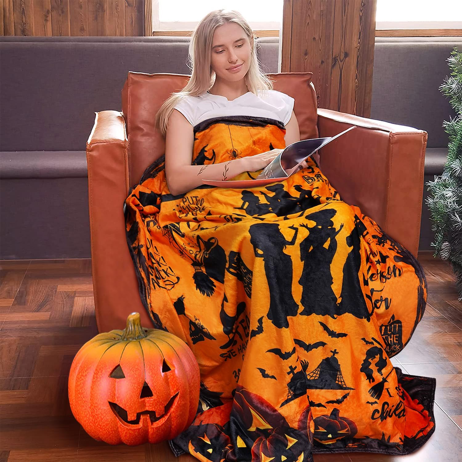 Halloween Pumpkin Pattern Cozy All-Season Stain-Resistant Blanket