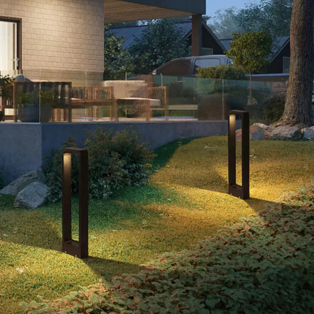 Sleek Waterproof LED Garden Path Light in Black Aluminum