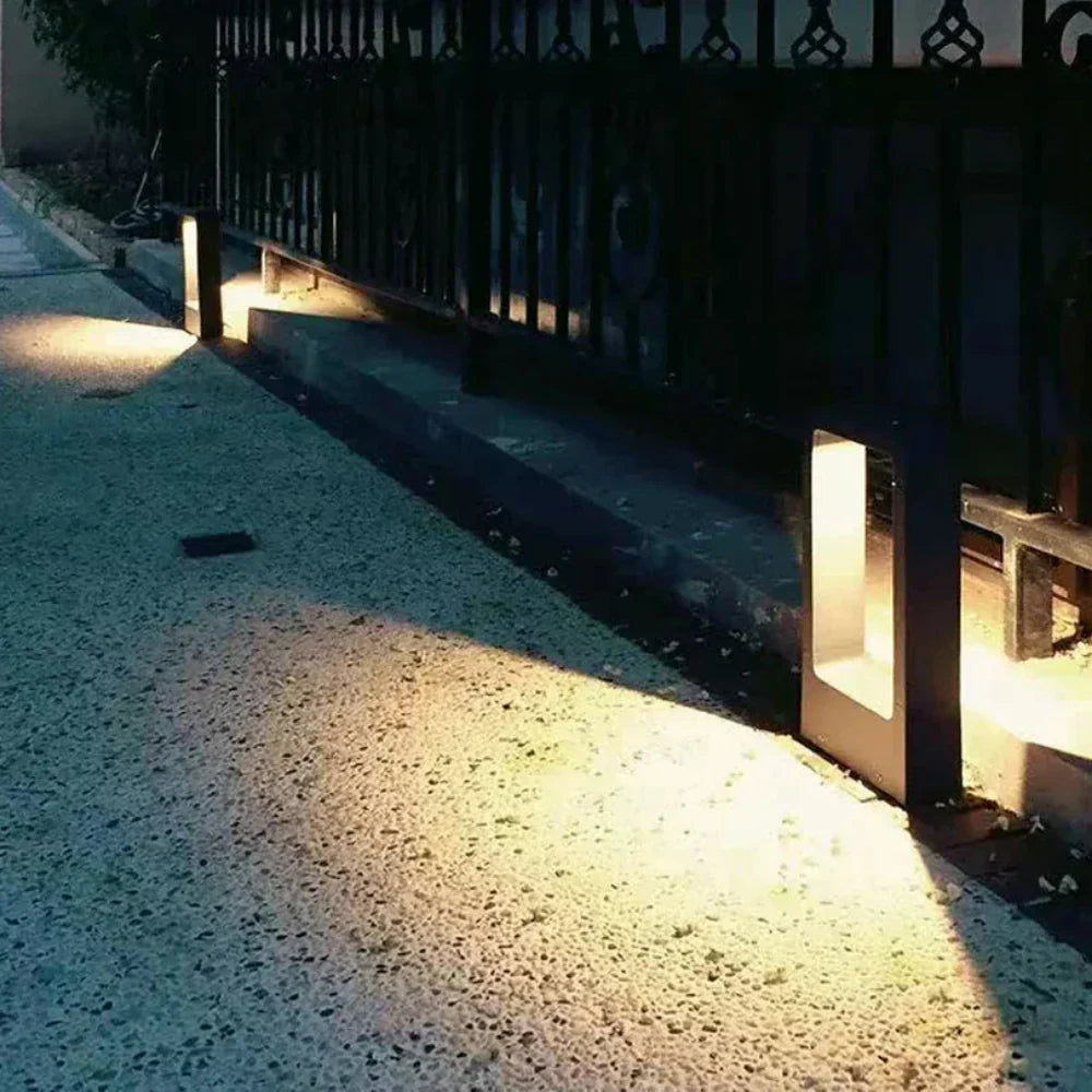 Sleek Waterproof LED Garden Path Light in Black Aluminum