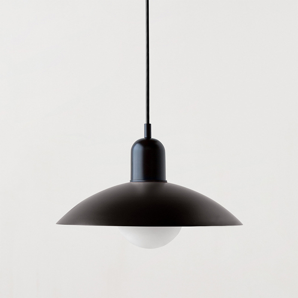 ChromaSphere Pendant Light with Modern Elegance