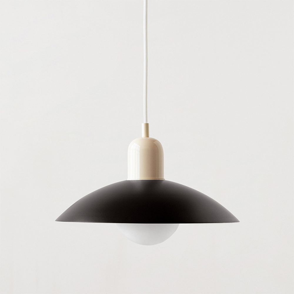 ChromaSphere Pendant Light with Modern Elegance