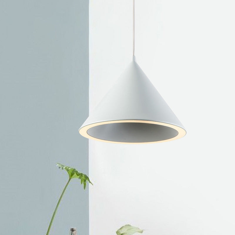 10"/12.5" Diameter 1 Light Conical Hanging Lamp Nordic Stylish Black/Blue Metal Pendant Light over Table Clearhalo 'Ceiling Lights' 'Modern Pendants' 'Modern' 'Pendant Lights' 'Pendants' Lighting' 1416868
