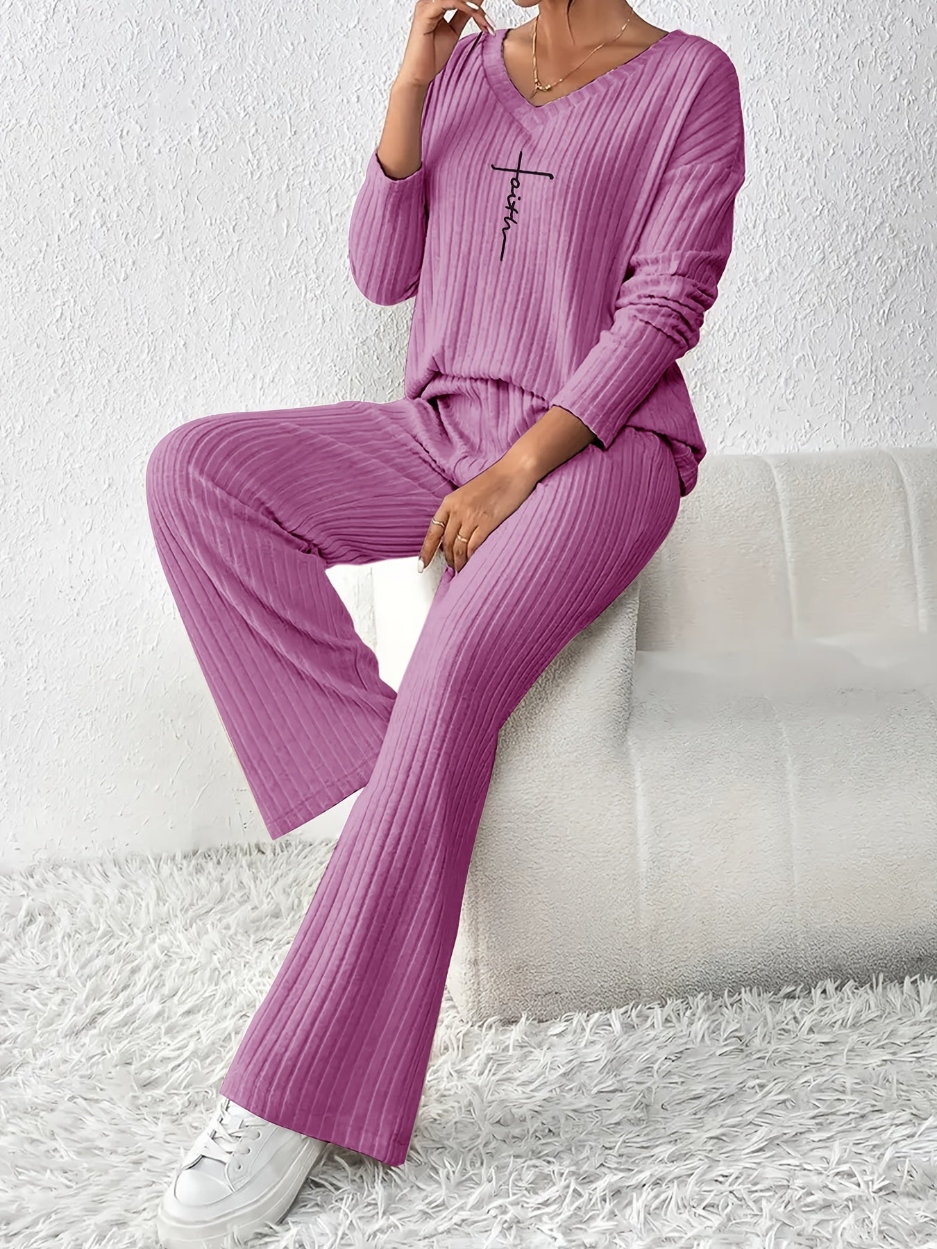 Women's Lounge Set | V-Neck Long Sleeve | Cozy Warmth for Fall | Polyester