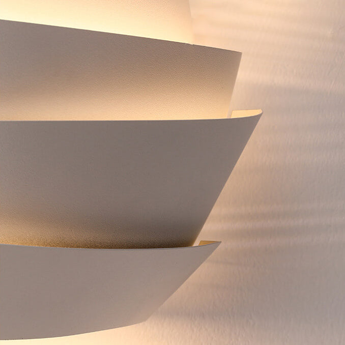 Taavita | Scandinavian Wall Lamp with Double Iron Light Points - Elegance and Functionality for Your Home