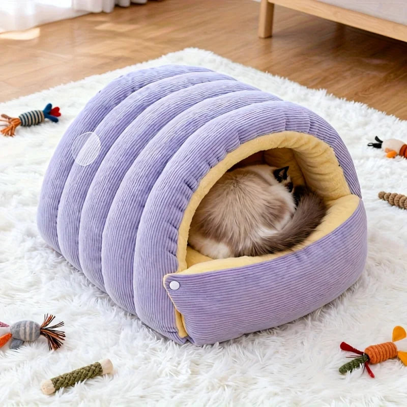 Cozy Enclosed Cat Bed in Warm Arctic Fleece