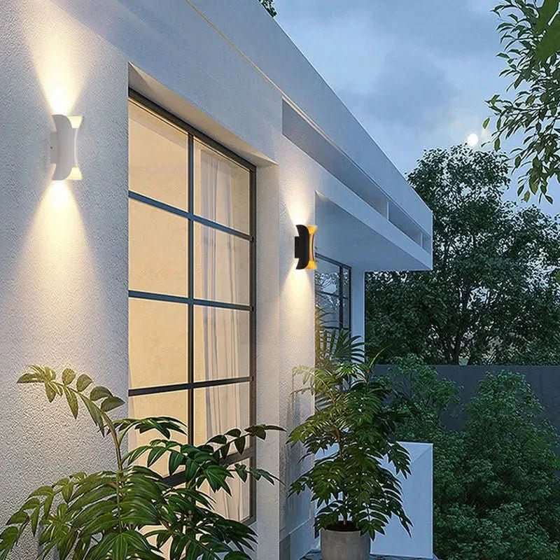 SleekWave Curved LED Outdoor Wall Light with Weatherproof Design