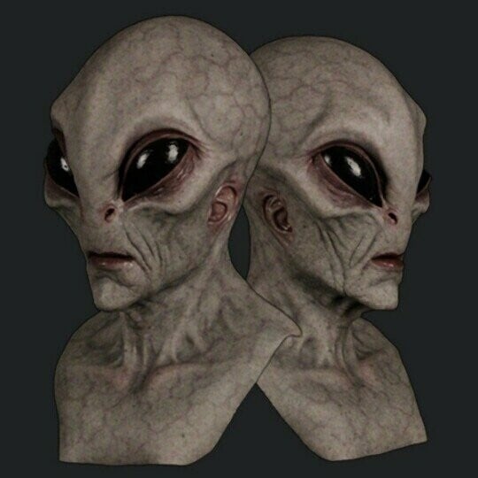 Realistic Alien Latex Mask for Halloween – Breathable & Comfortable