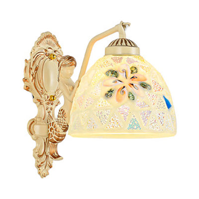 Shell Dome Wall Mount Light with Flower/Square Pattern 1 Light Tiffany Mosaic Wall Lighting in Beige for Bedroom Clearhalo 'Industrial' 'Middle century wall lights' 'Tiffany wall lights' 'Tiffany' 'Wall Lamps & Sconces' 'Wall Lights' Lighting' 24701