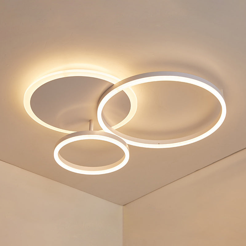 Circle Flush Mount Light Fixtures Ultra-Contemporary Metal Ceiling Light Fixtures for Living Room Clearhalo 'Ceiling Lights' 'Close To Ceiling Lights' 'Lighting' 2605646