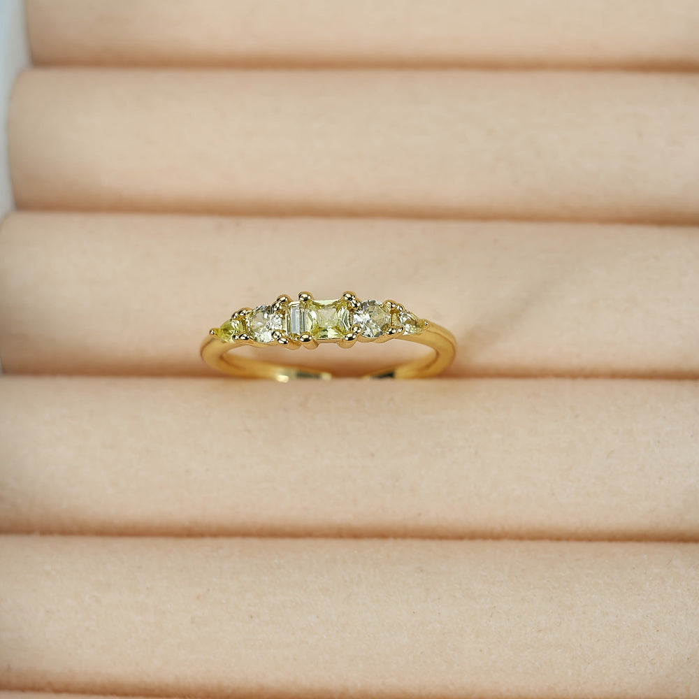 Stackable Elegance: Gold Ring Set with Dazzling Stones
