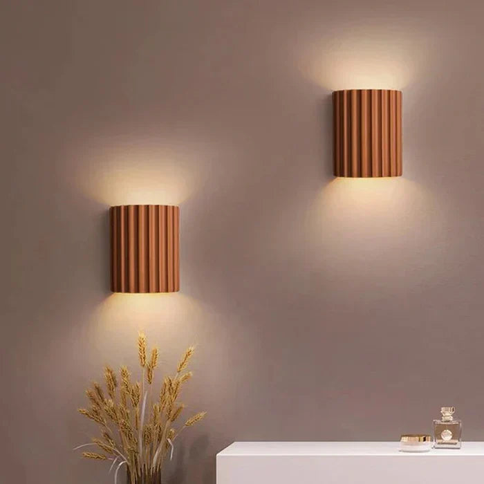 Modern Wall Lamp with Ribbed Shade – Resin Lighting Fixture