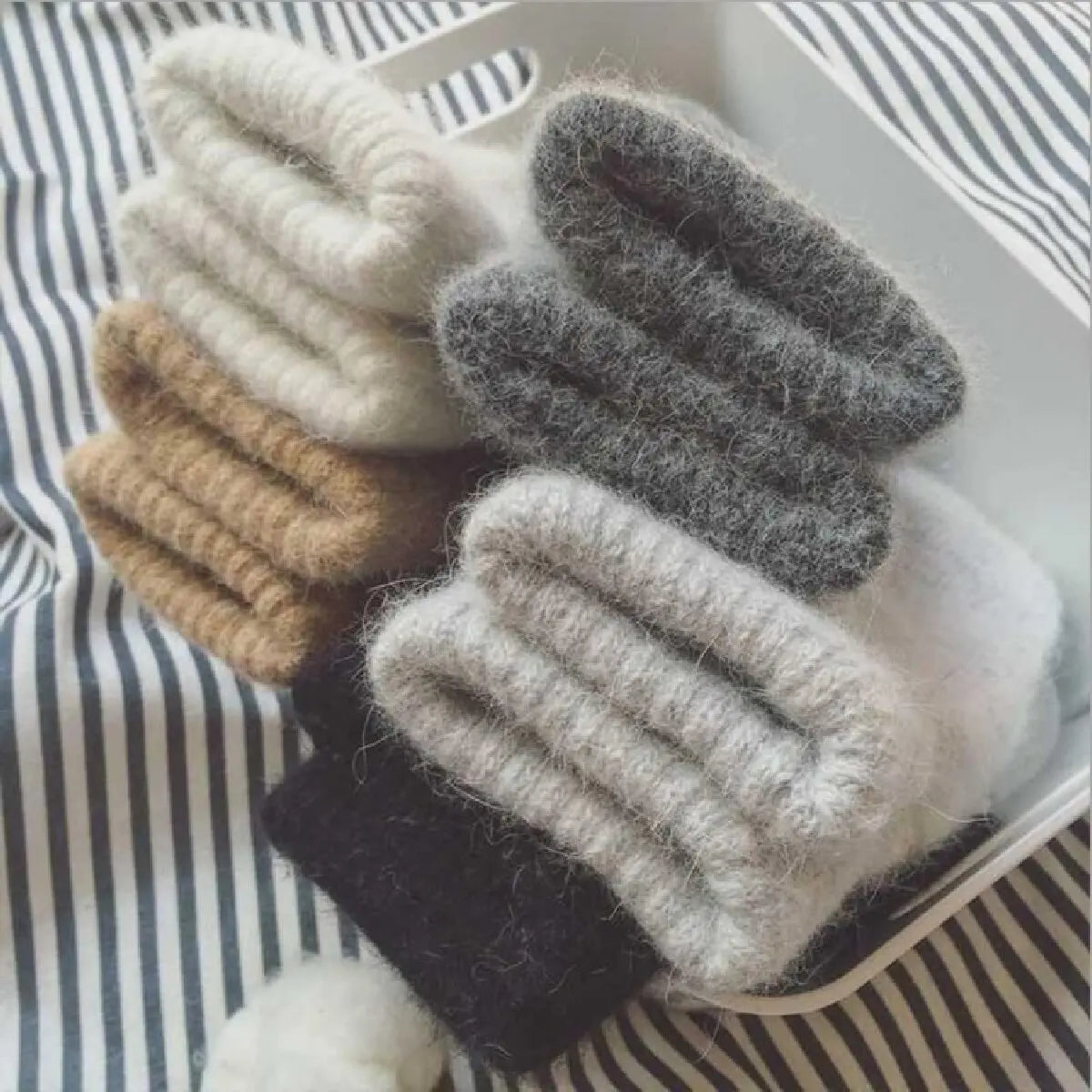 Luxurious Knit Winter Gloves for Women