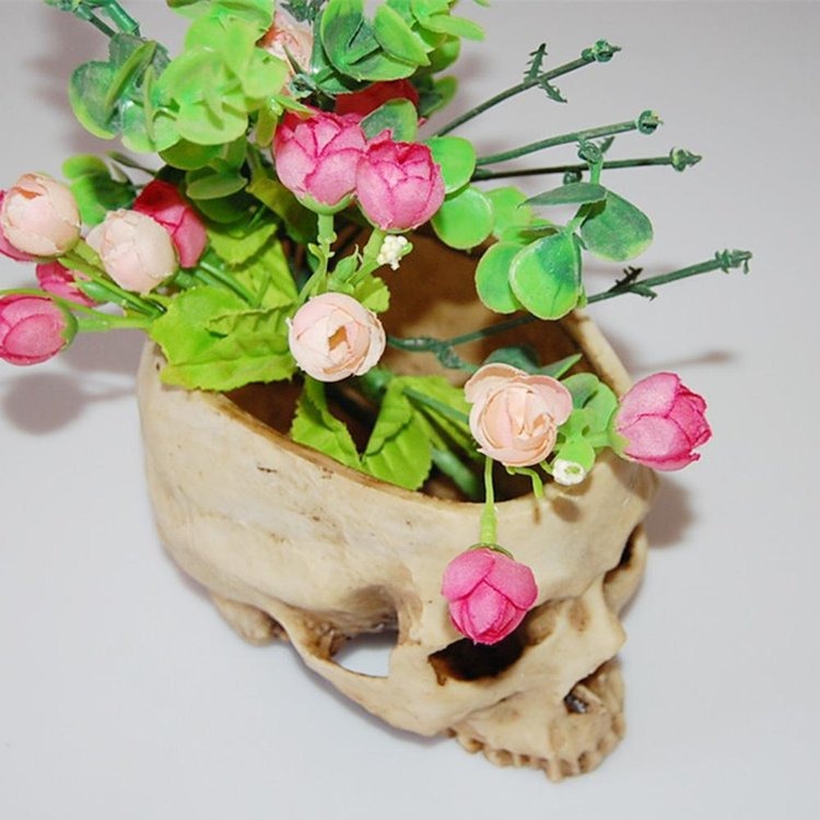 Halloween Skull-Shaped Candy Bowl Handcrafted for Spooky Treats
