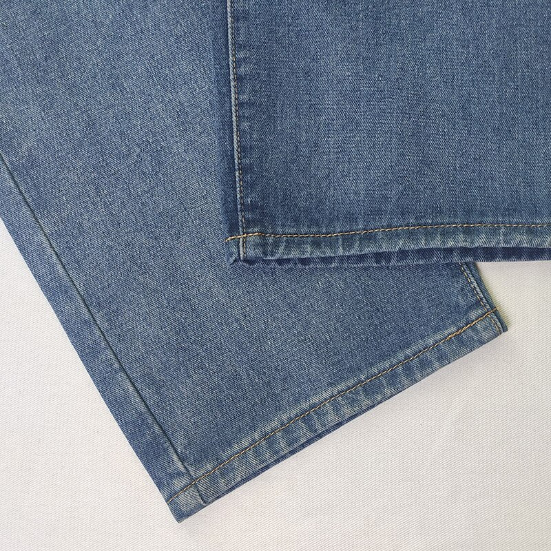Women’s Wide-Leg Jeans | High-Waisted Cotton Denim | Loose Fit & Durable Design
