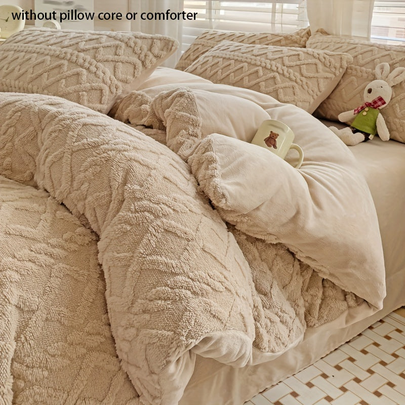 Plush Bedding Set | Zip Closure | All-Season Comfort | Polyester