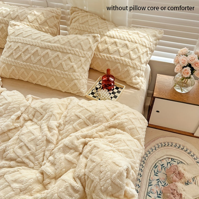 Velvet Quilt Cover Set | Plush Softness | Cozy Warmth All Seasons | Polyester