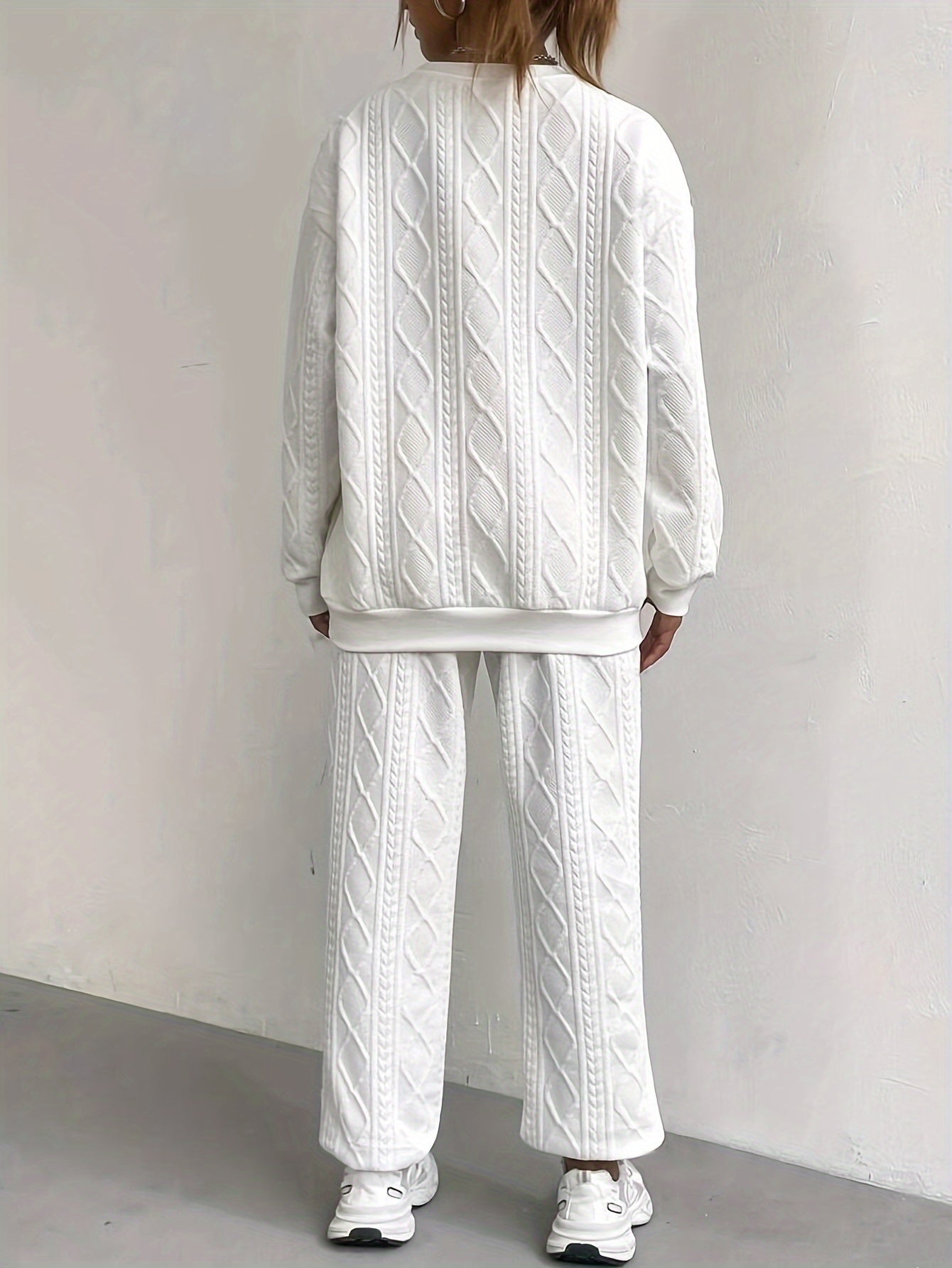 Cable-Knit Lounge Set | Breathable Comfort | All-Season Wear | Polyester