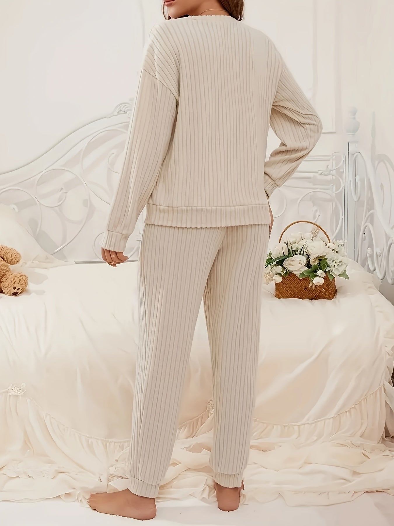 Women's Loungewear Set | Stretchy Fit | Cozy Warm Comfort | Polyester