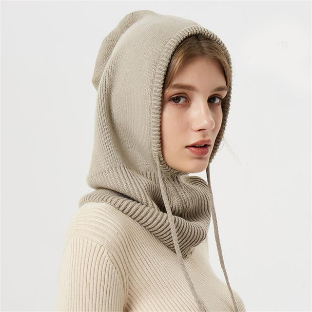 Knitted Winter Beanie Made of Cashmere