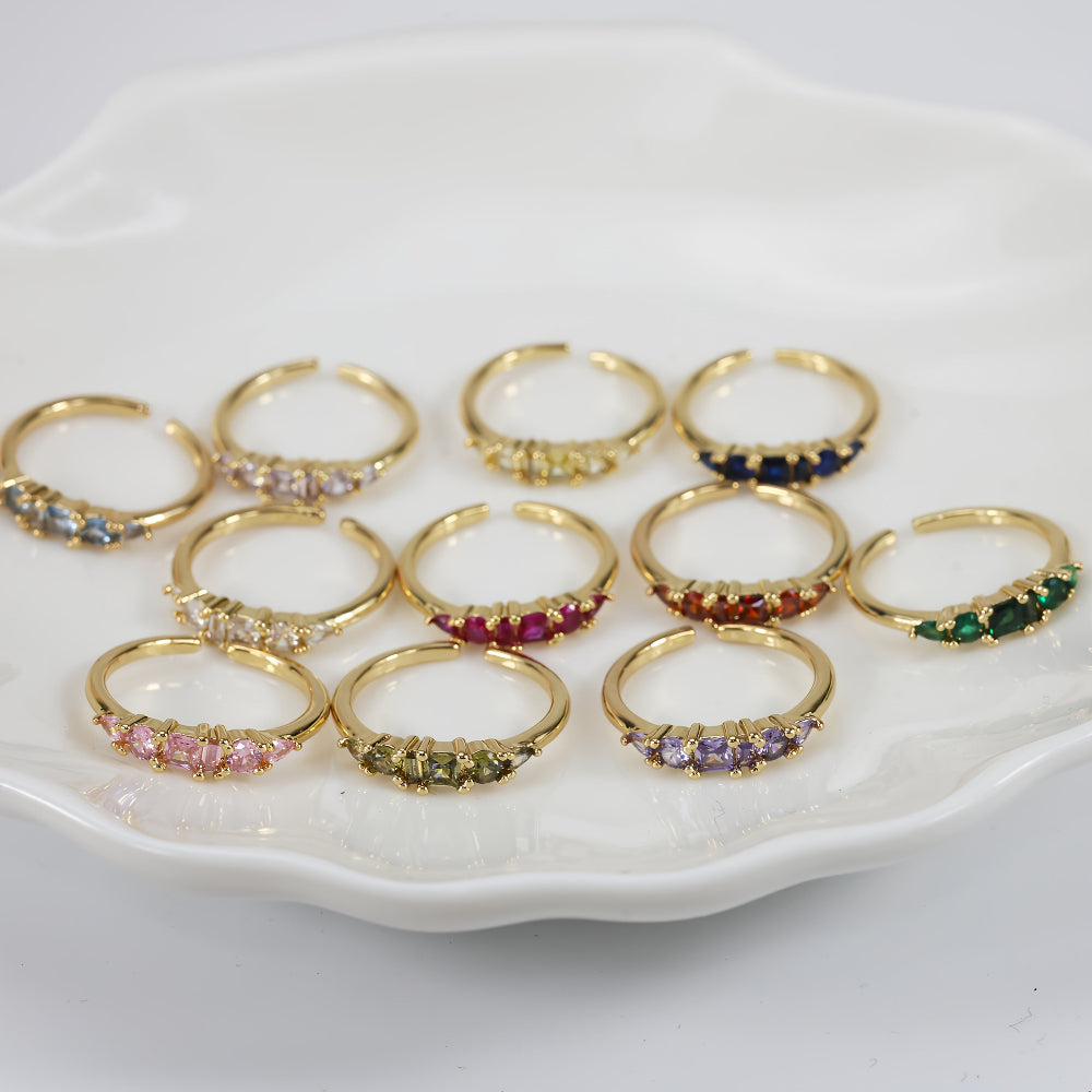 Stackable Elegance: Gold Ring Set with Dazzling Stones