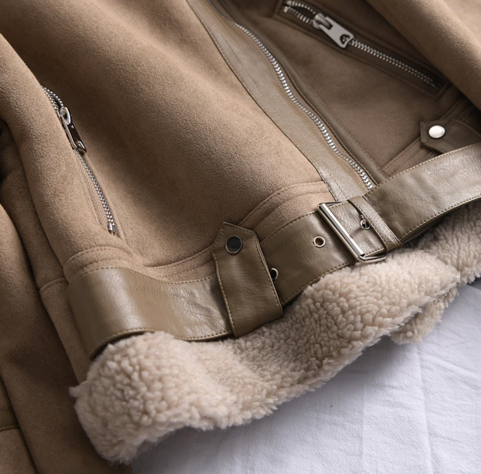 Women’s Leather Jacket | Sherpa Fleece Lining & Metal Zipper | Mid-Length Cut | Comfortable Fit