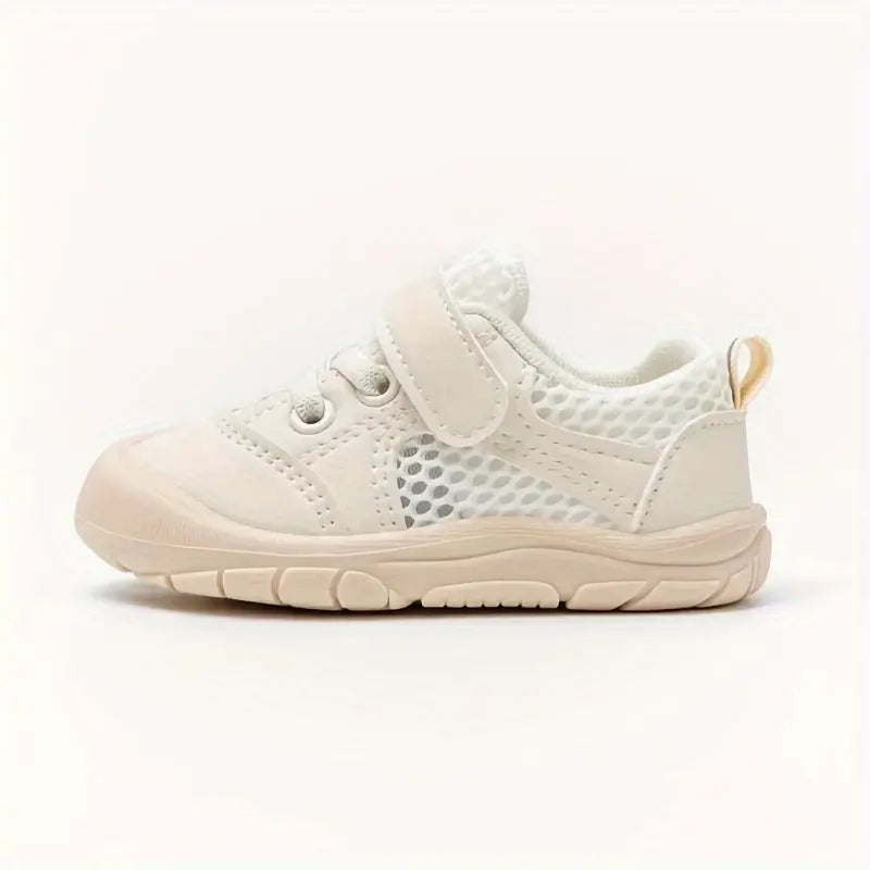Flexible Walking Shoes for Growing Feet