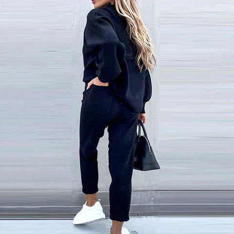Women’s Two-Piece Loungewear Set | Soft Luxurious Fabric & Balloon Sleeves | High-Waist Jogger Pants with Pockets | Comfortable Warm Fit