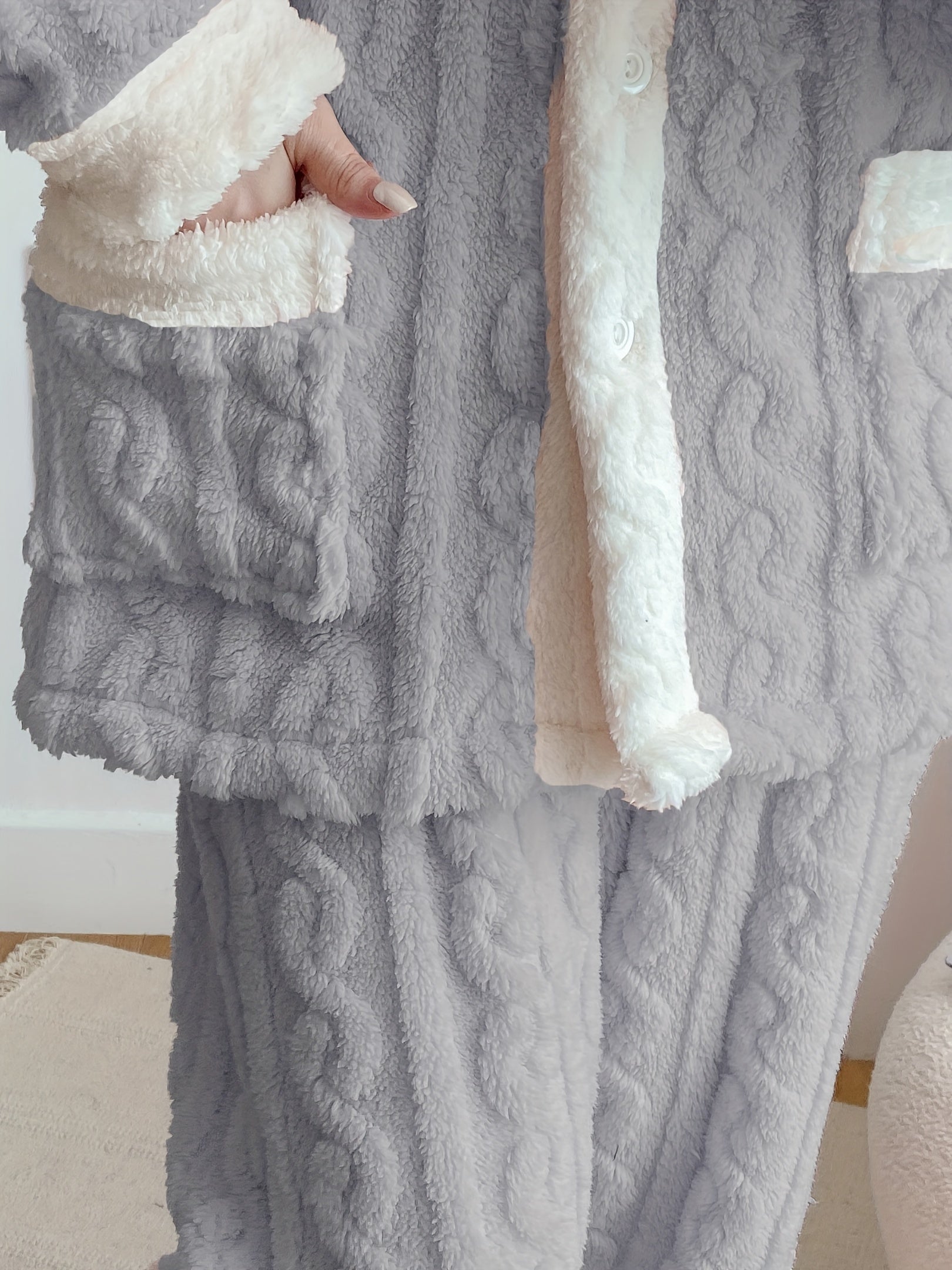 Women's Fleece Pajama Set | Long Sleeve | Winter Warmth | Polyester