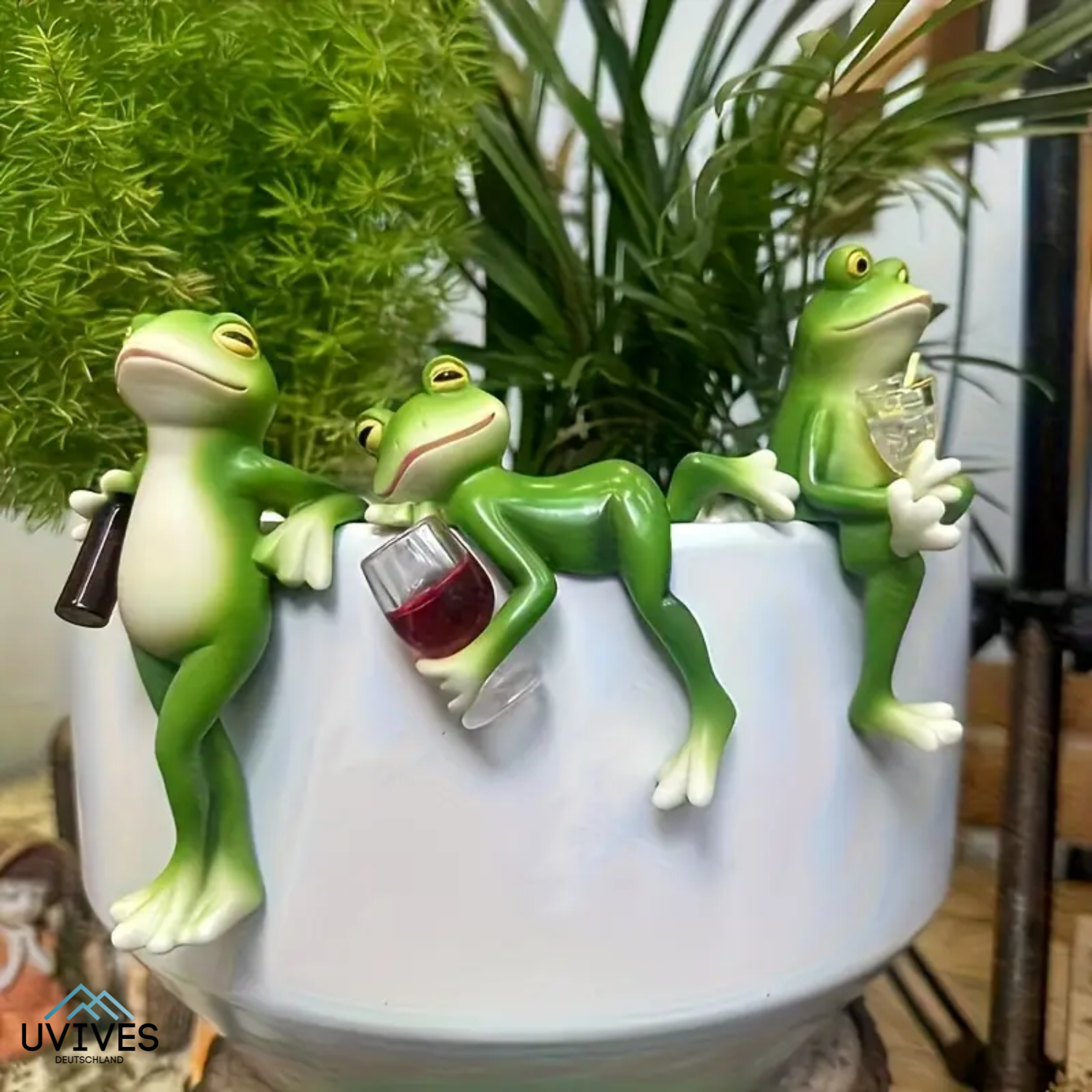 Garden and Pot Frog Statue Decoration