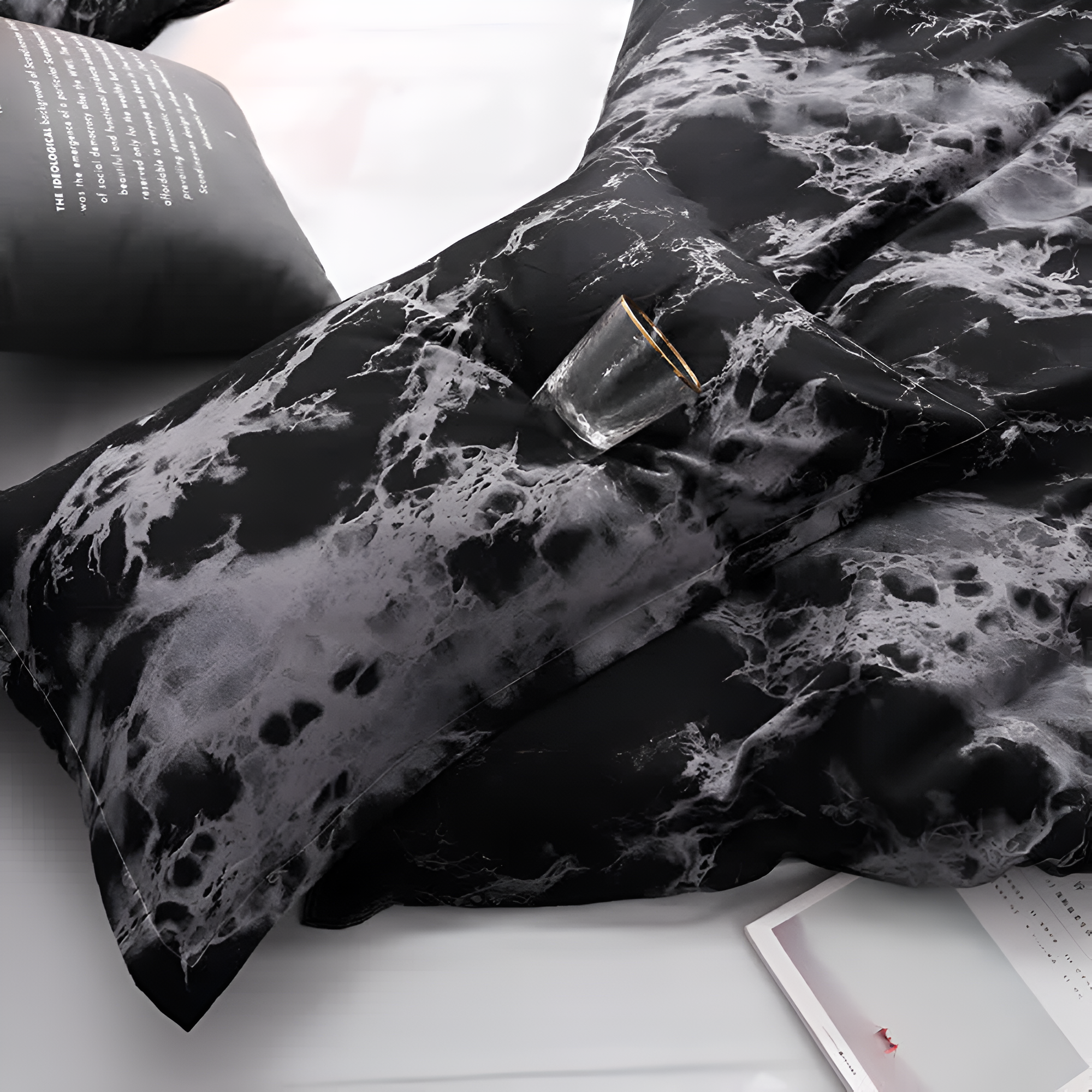 Taavita Black Marble Quilt Cover Sets | 3pcs Elegant Duvet Collection