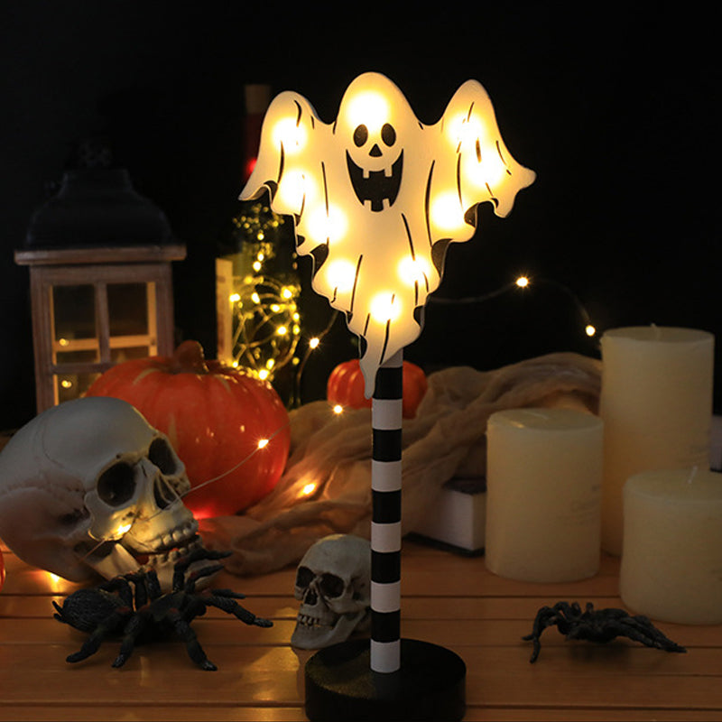 Solar-Powered Outdoor Halloween Lanterns with Spooky Glow