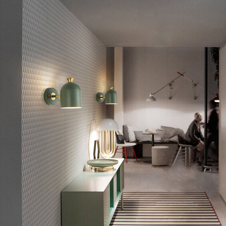 Sleek Cylinder Wall Light for Modern Spaces