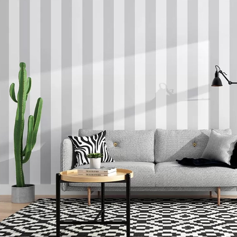 Simple Wide Stripes Non-Pasted Wallpaper for Coffee Room and Dress Shop, 33-foot x 20.5-inch Black-White Clearhalo 'Modern wall decor' 'Modern' 'Wallpaper' Wall Decor' 887813