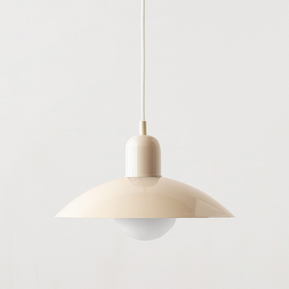 ChromaSphere Pendant Light with Modern Elegance