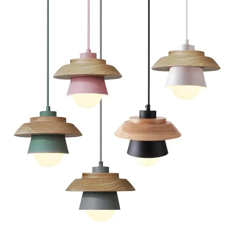 Wooden Pendant Light in Nordic Style