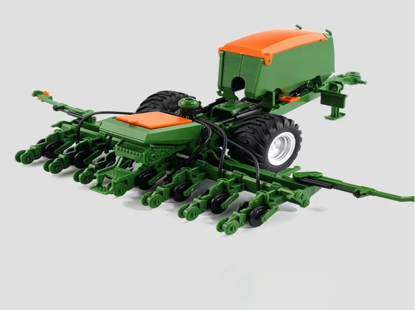 FarmMaster 1:24 Remote-Controlled Tractor Trailer with Lights