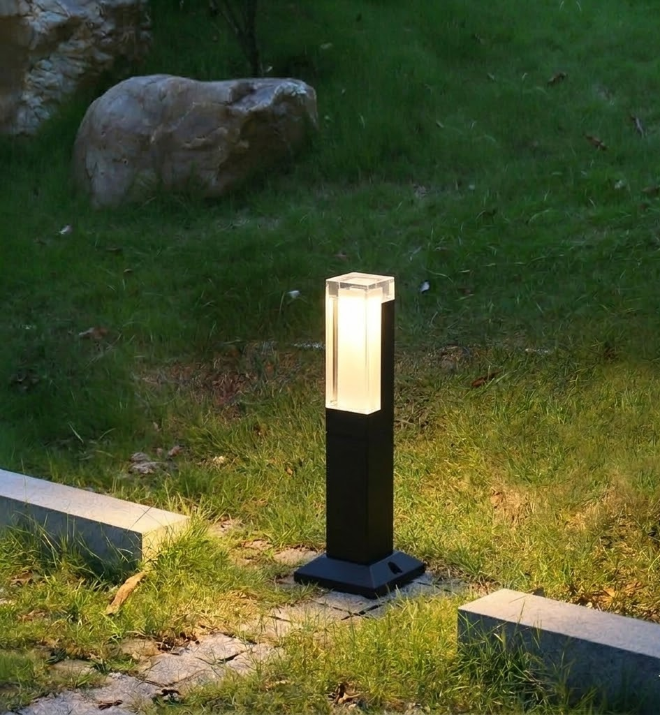 Sleek Waterproof LED Garden Path Light in Black Aluminum