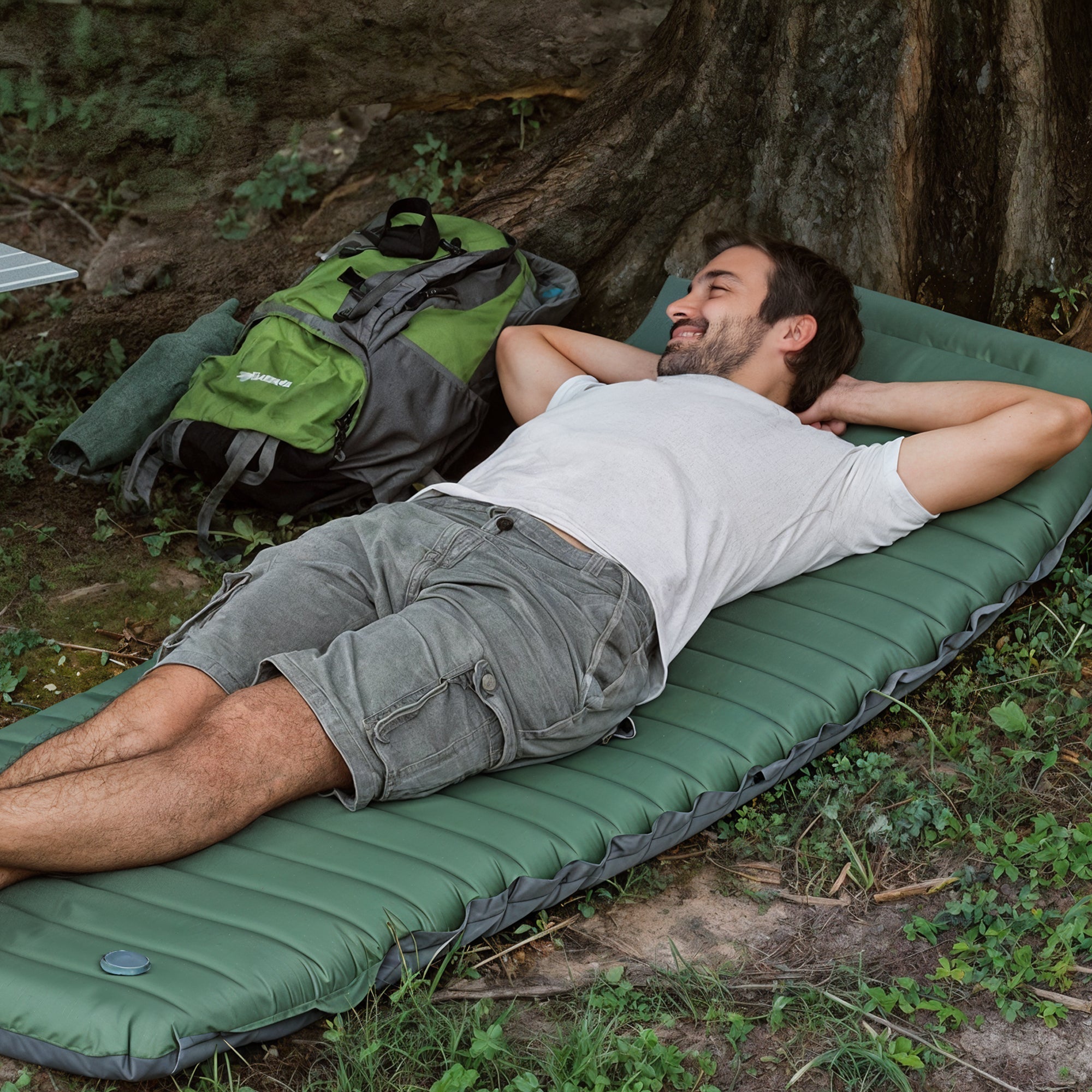 Inflatable Portable Mattress with Built-In Foot Pump – Lightweight Comfort