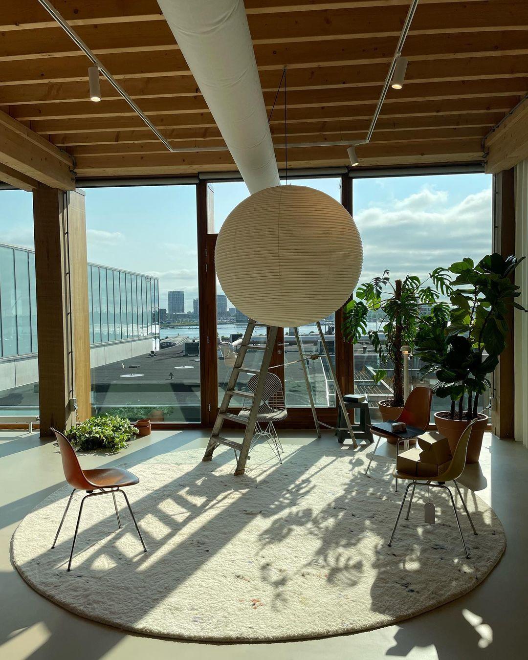 Zenith Glow Hanging Light for Modern Spaces
