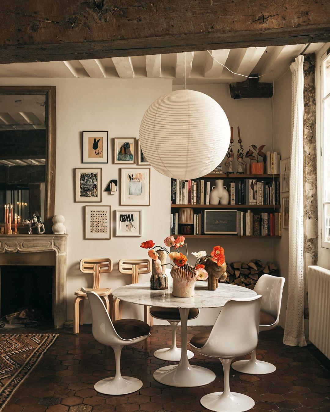 Zenith Glow Hanging Light for Modern Spaces