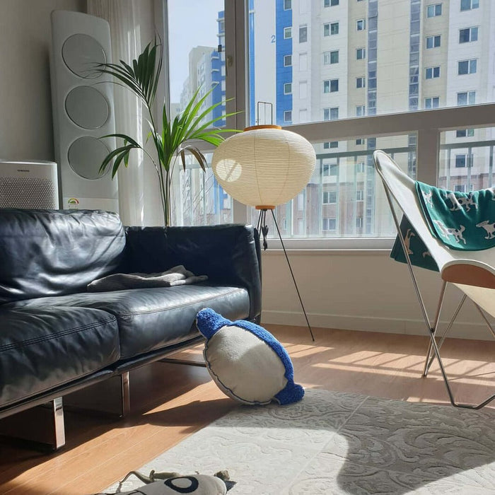 Taavita Floor Lamp - Elegant Minimalist Lighting for a Calming Atmosphere