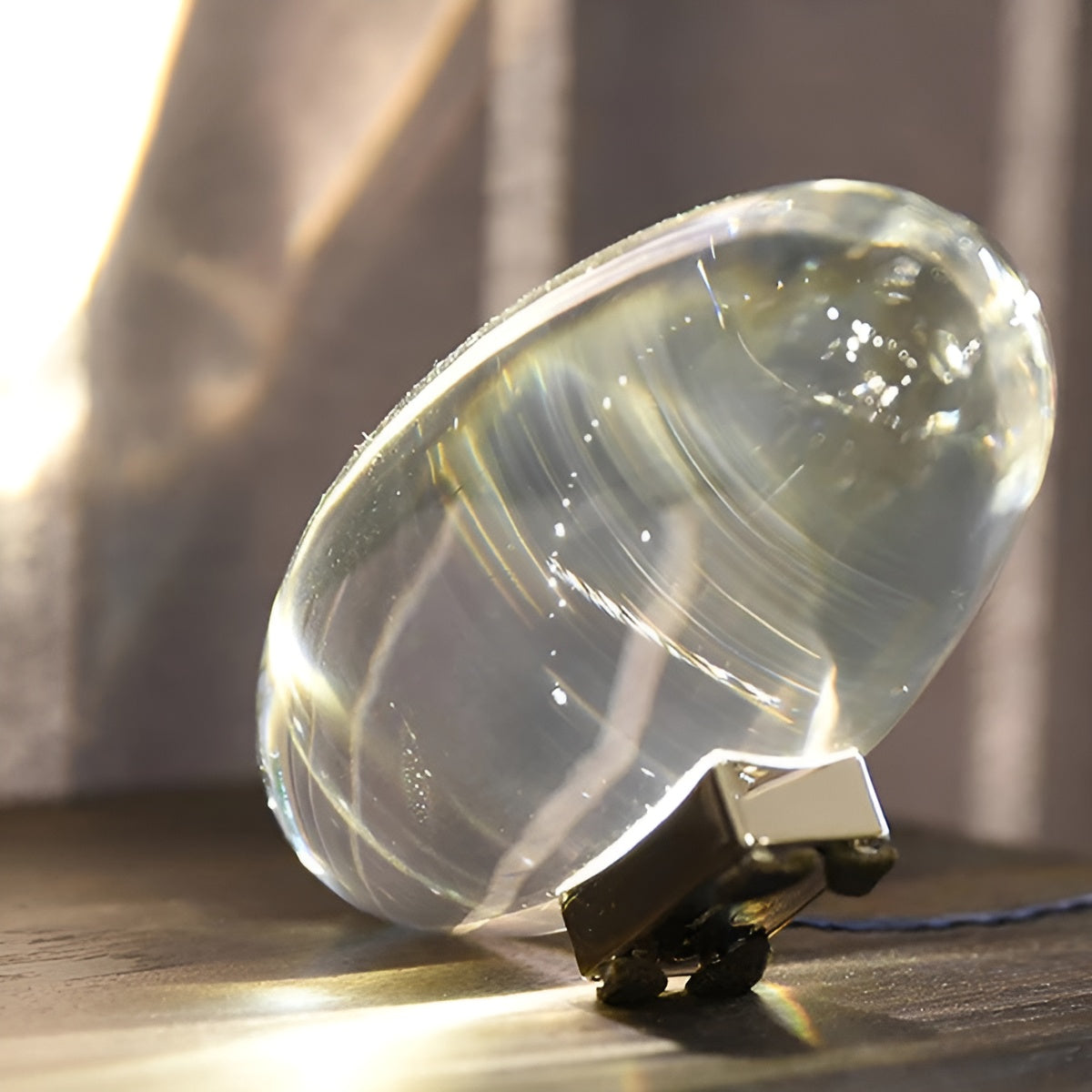 Warm Mood Lighting Oval Lamp for Tables