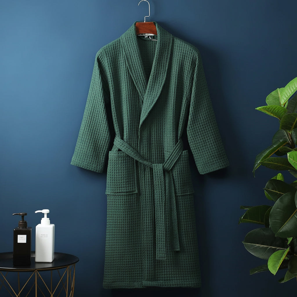 Cozy Unisex Bathrobe for Ultimate Comfort and Relaxation