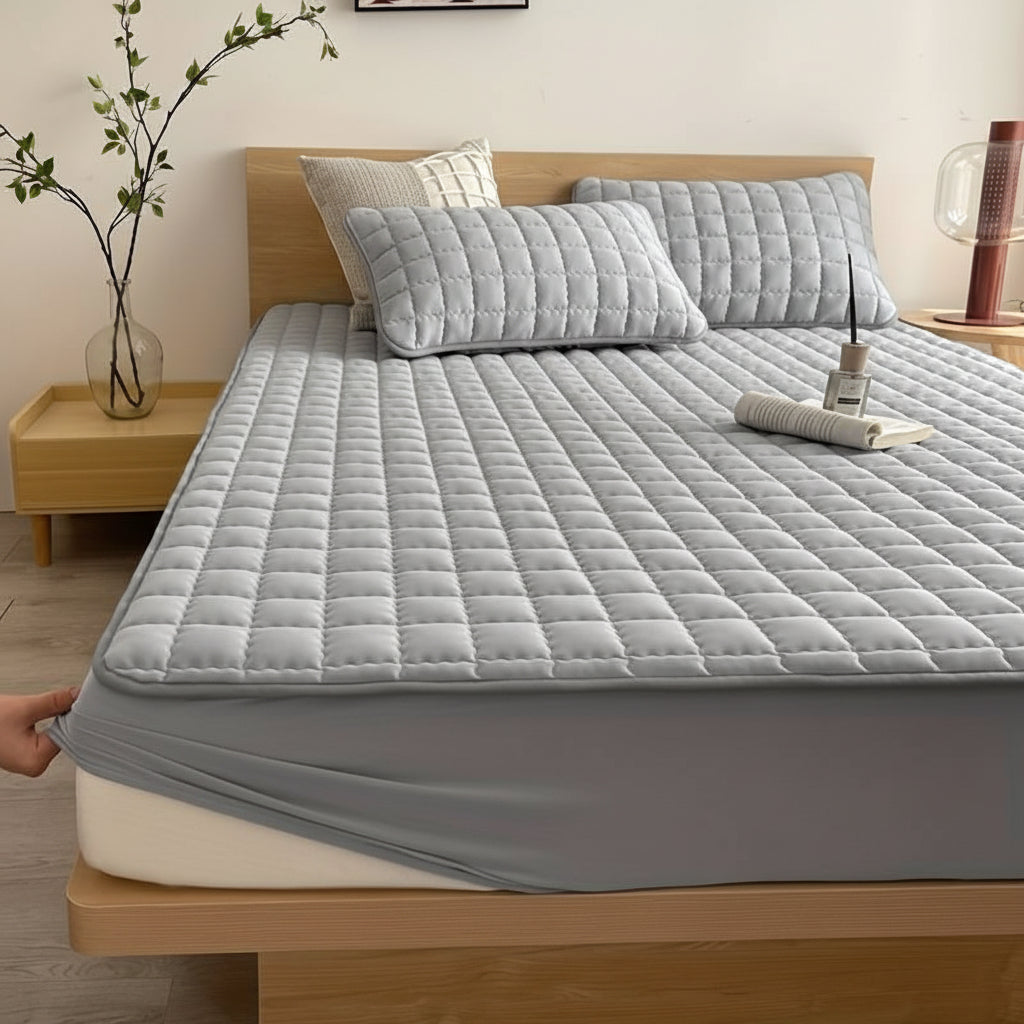 Ultra-Soft Waterproof Bed Cover for Ultimate Comfort